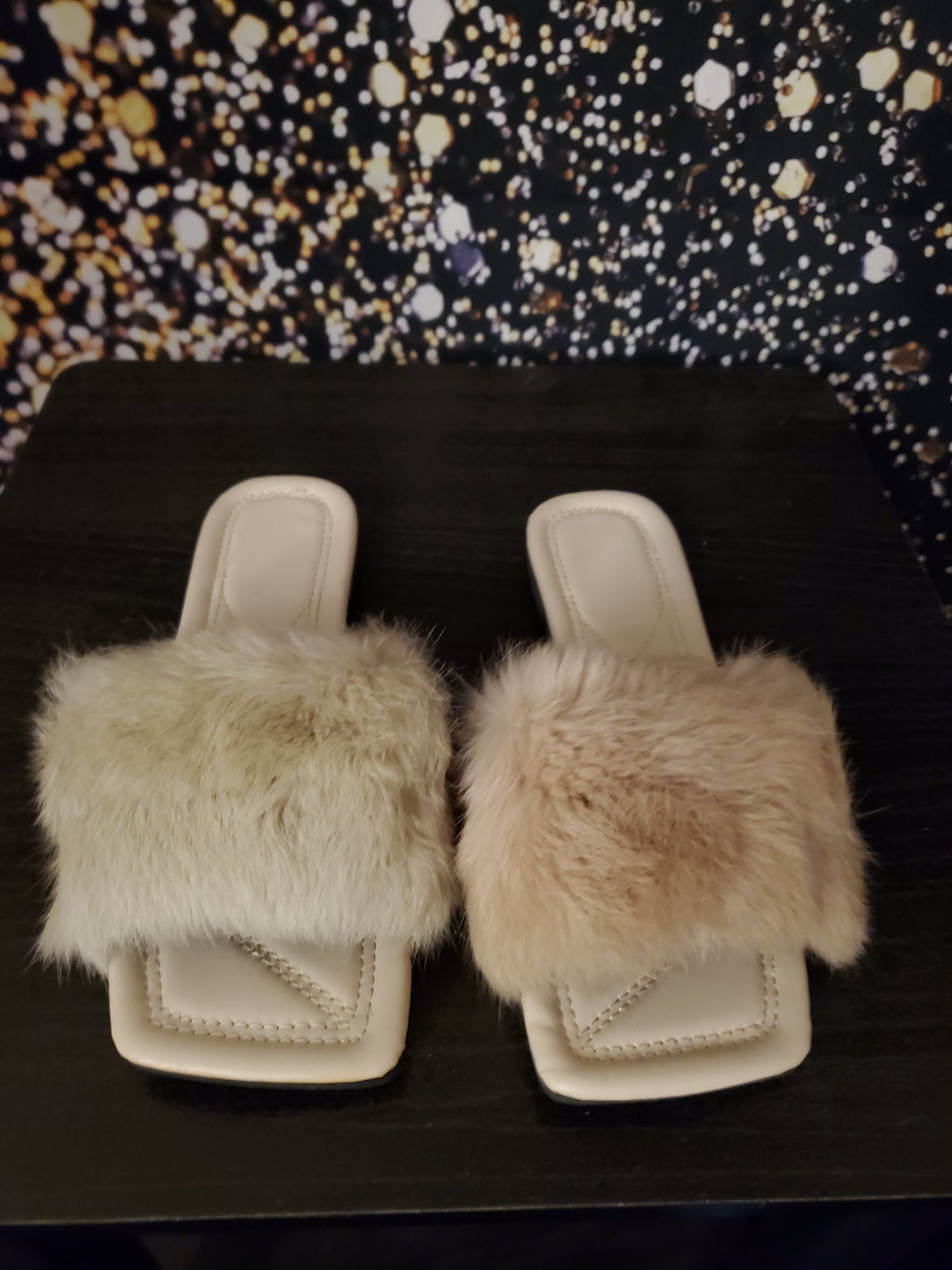 Last pair of lady lo slides