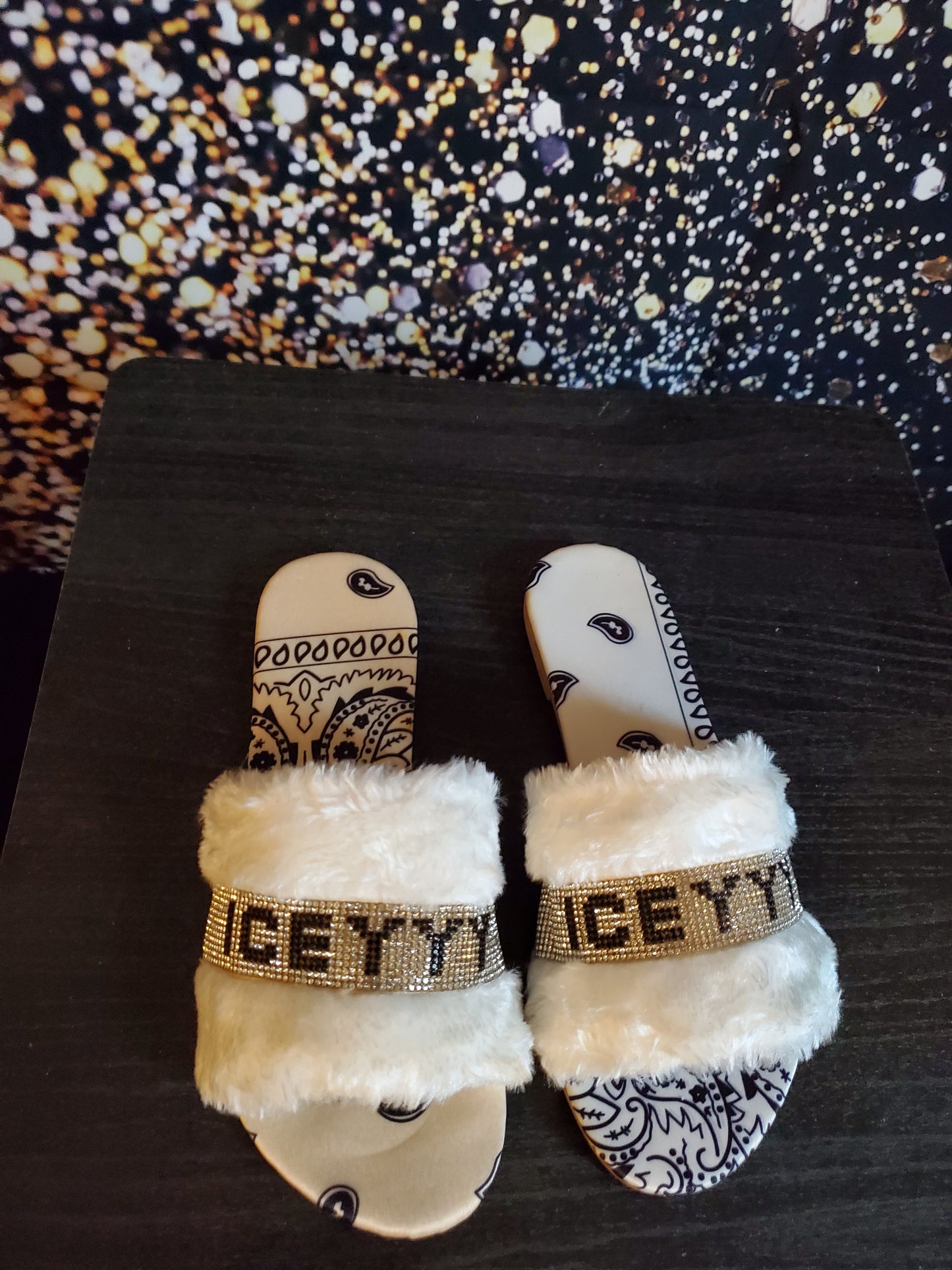 Iceyyy sandals last pair on hand