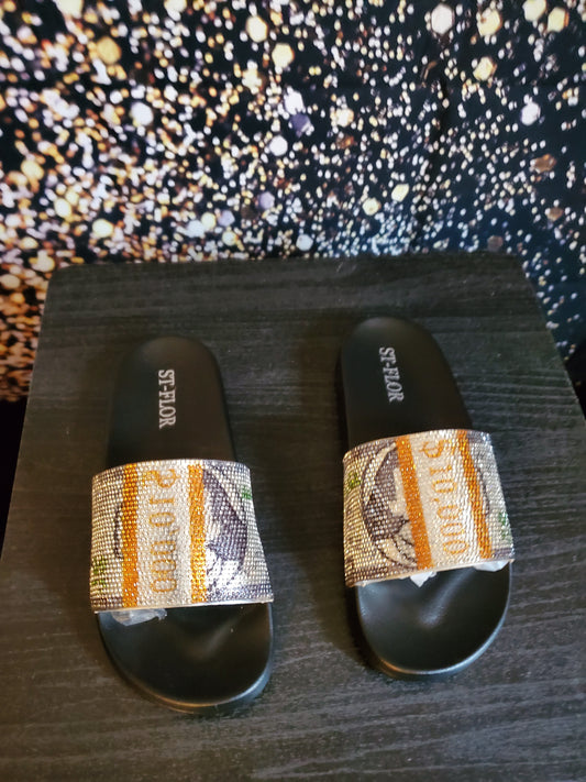 10 Grand slides last pair on hand