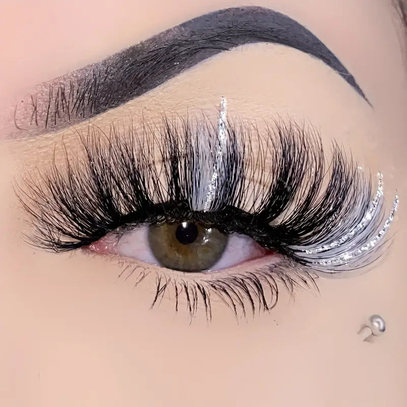 Cruella lashes
