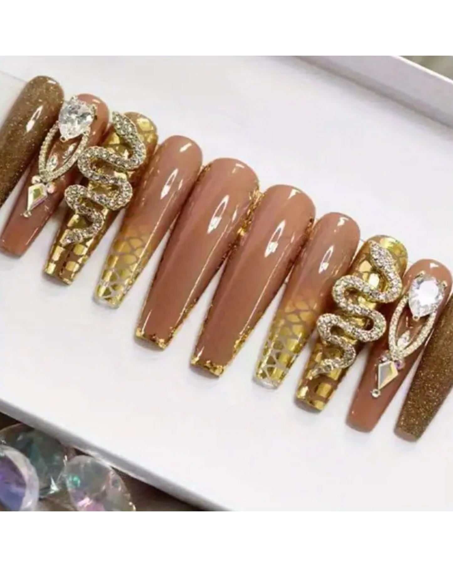 Nude jungle long press on nails