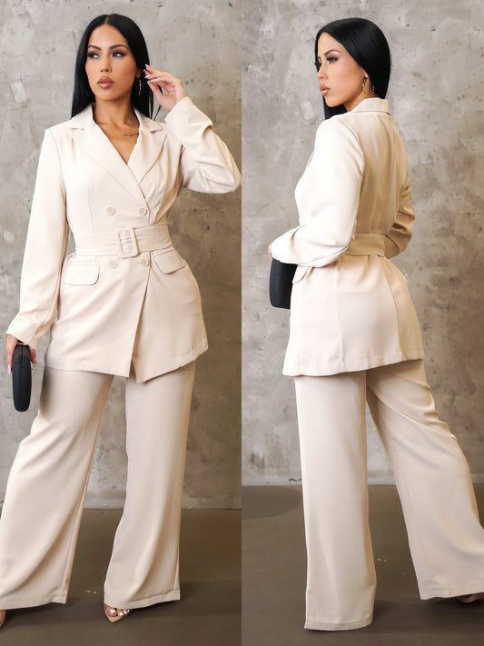 She's the boss set