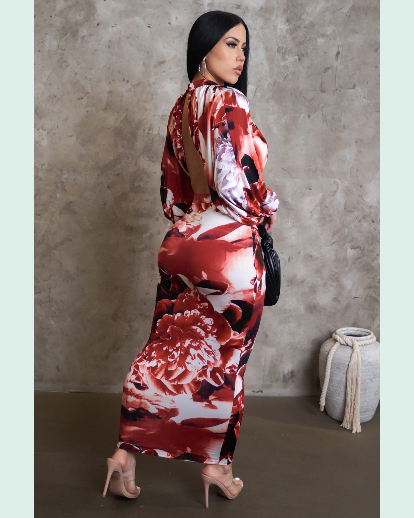 She's tempting skirt set