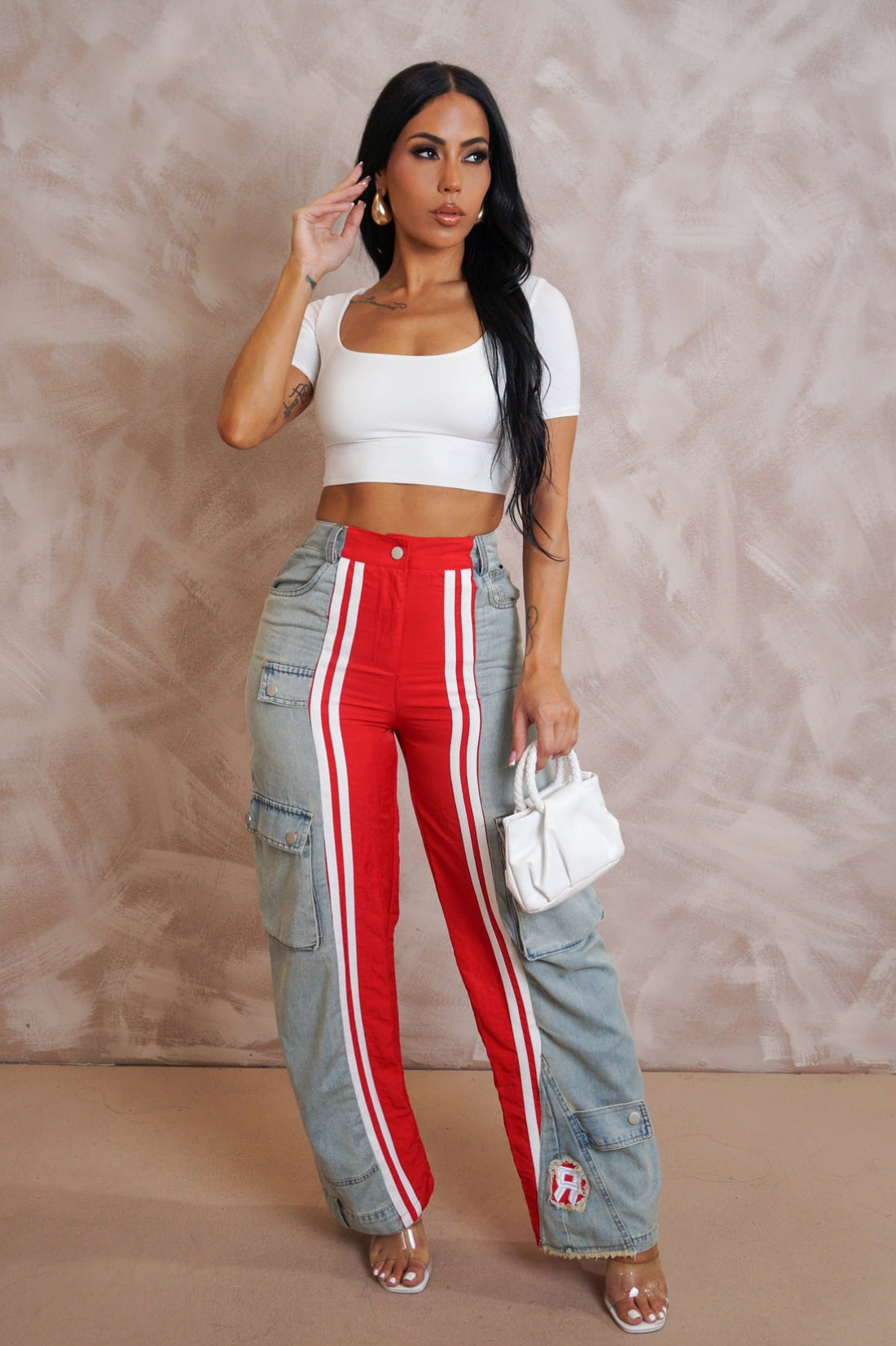 He gone call jeans