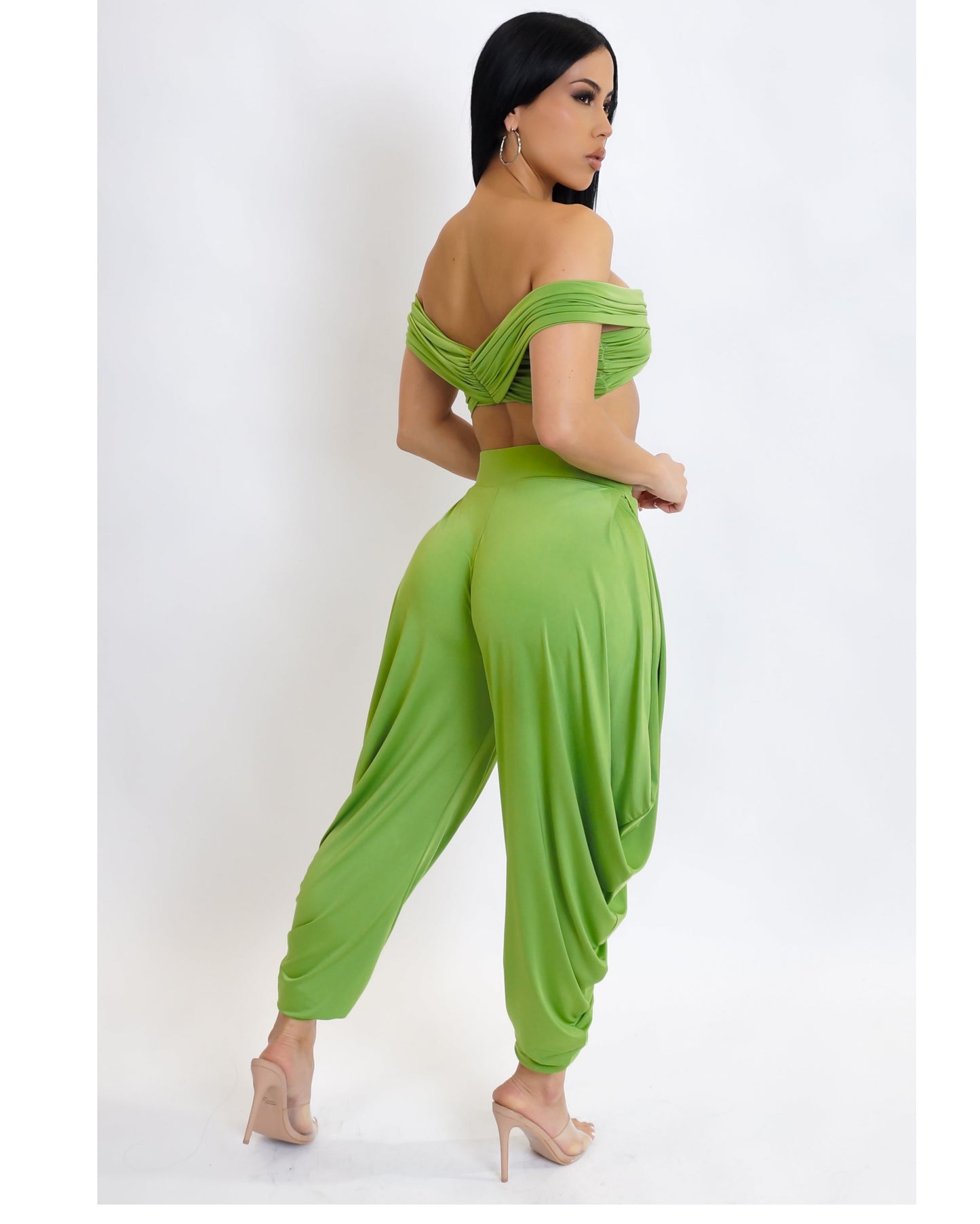 Emerald type of girl pants set